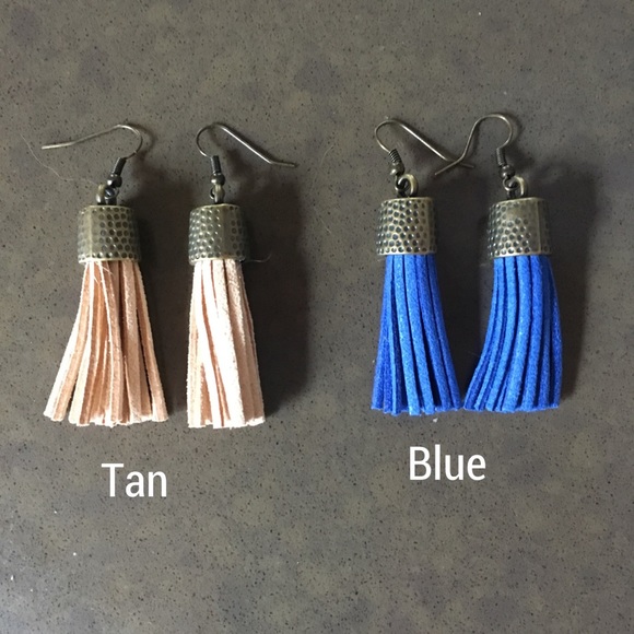 3/$10 Bronze tassel earrings - Picture 4 of 5